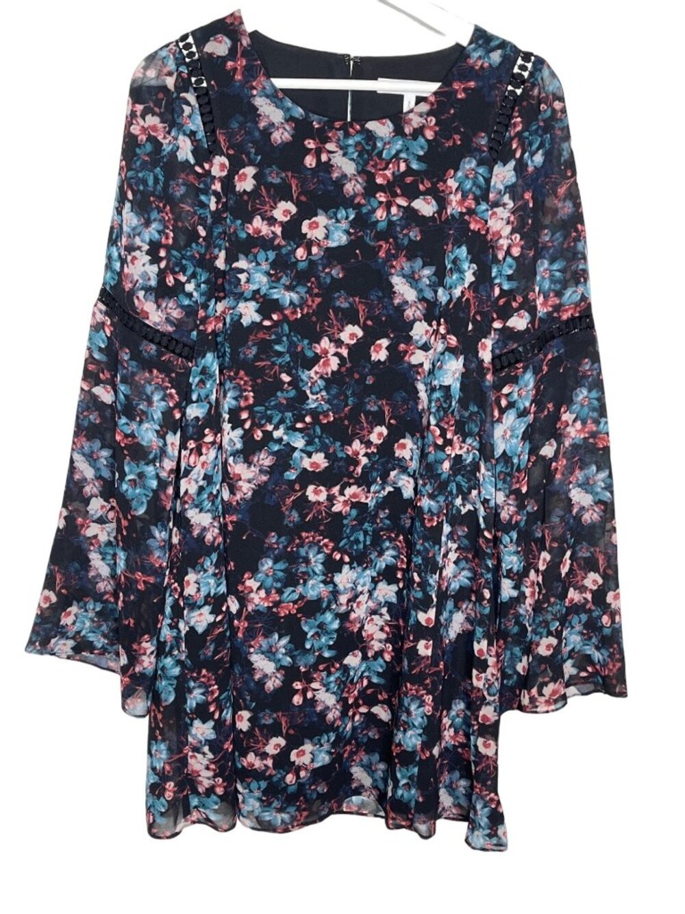 BCBGeneration Women's Medium Black Floral Swing Dress Long Sleeve Boho